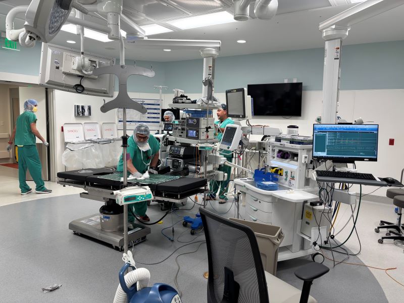 Photo of peer hospitals operating room